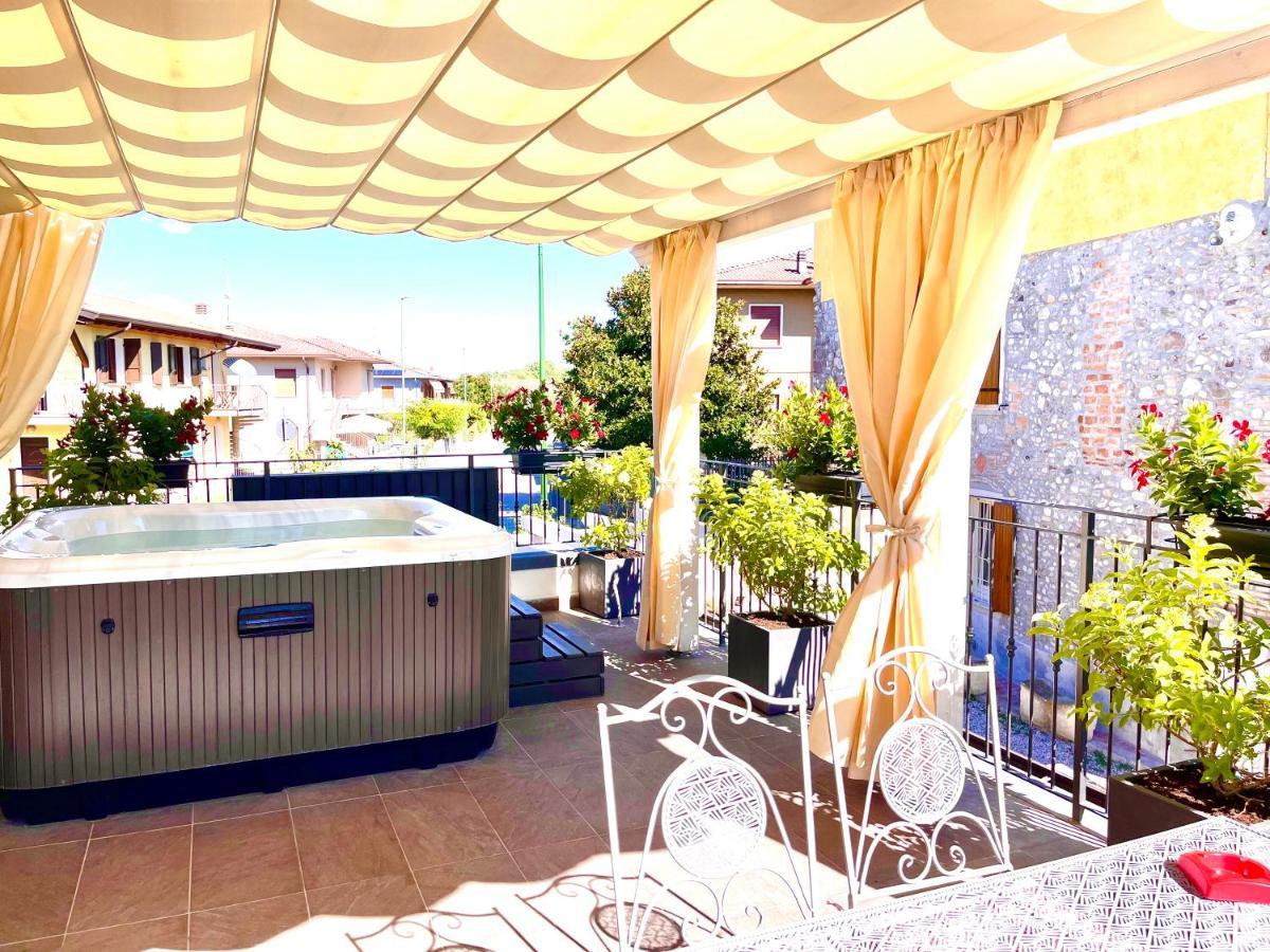Dimora Di Charme Peschiera Del Garda Apartment Luaran gambar