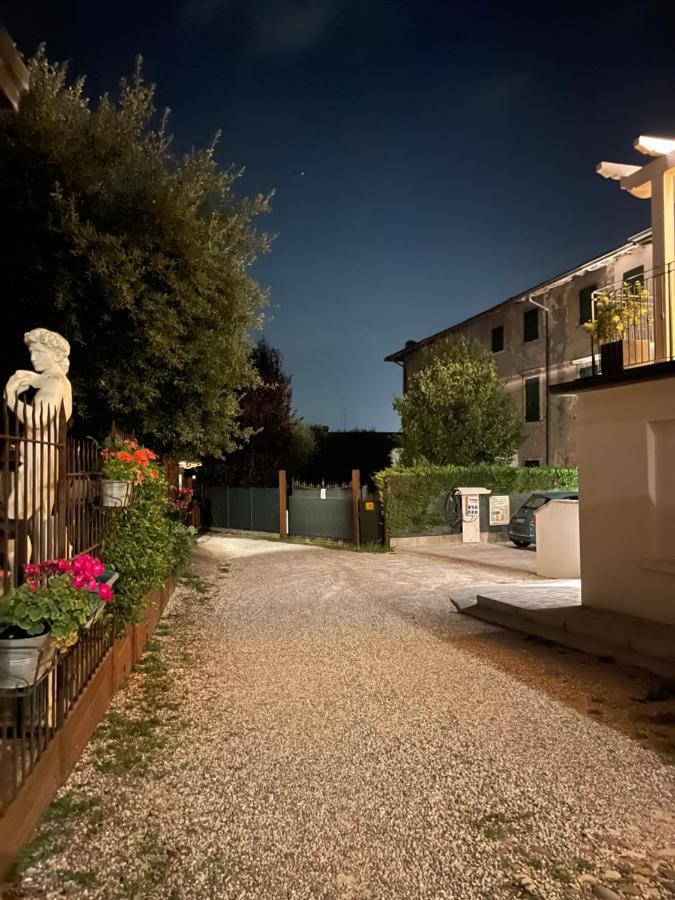 Dimora Di Charme Peschiera Del Garda Apartment Luaran gambar